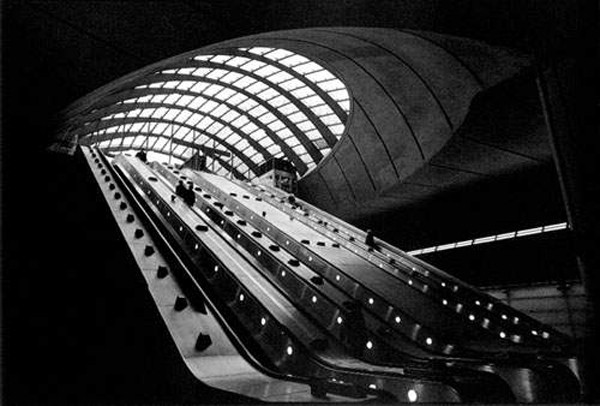 Alexander Brattell - Canary Wharf Station